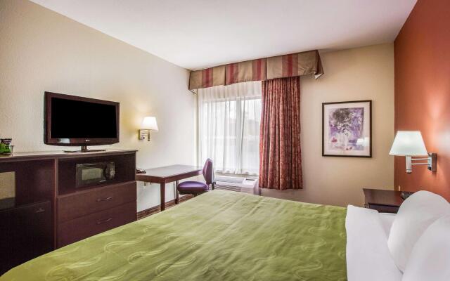 Quality Inn & Suites Lawrence - University Area