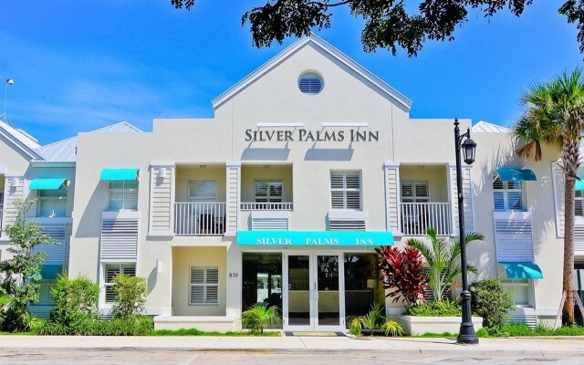 Silver Palms Inn