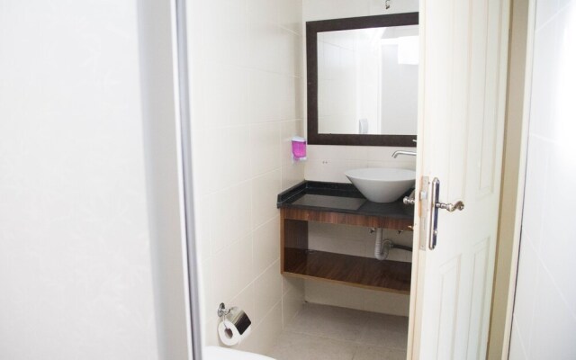 Assos Kadırga Otel