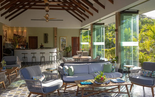 La Cigale Estate