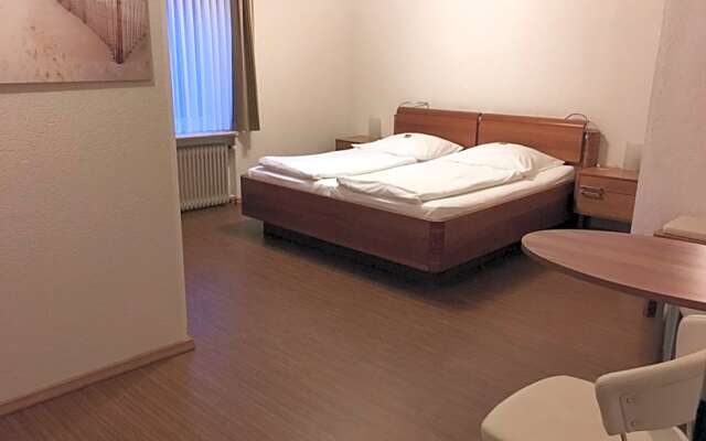 Heeren's Hotel Garni