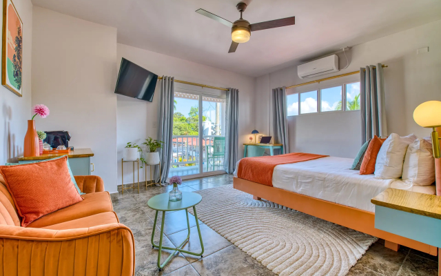 Bocas Paradise Hotel