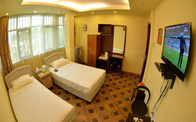 New Golden Forward Hotel