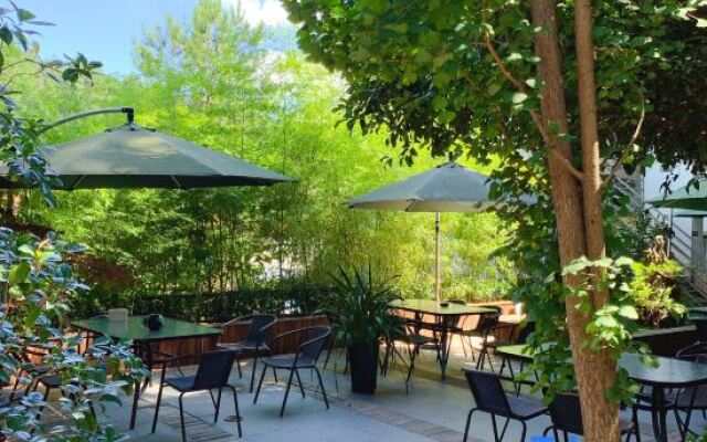Ruyun Garden Hotel