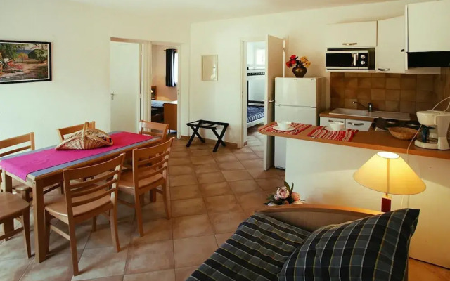 Apartment Near the Sea, Borgo-plage