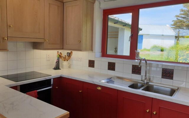 Salmon Cottage