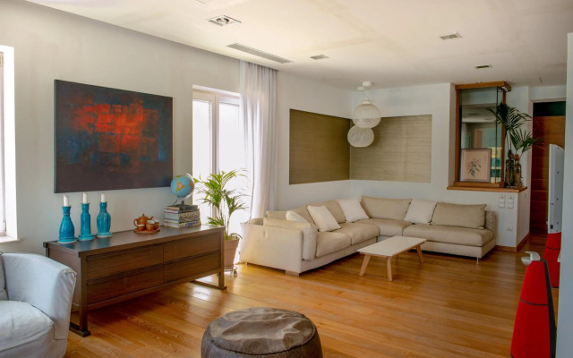 Sideratos Sea View City Apartment