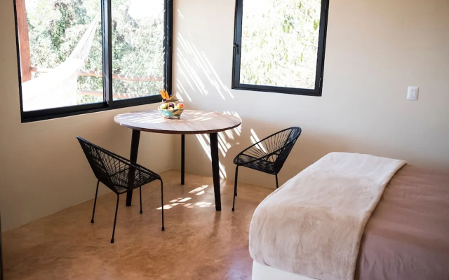 Casa Mono