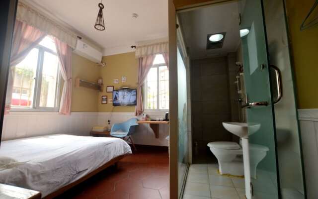 Huatian Gucuo Guesthouse