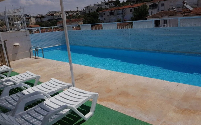 Ozgun Apart Otel Kusadasi