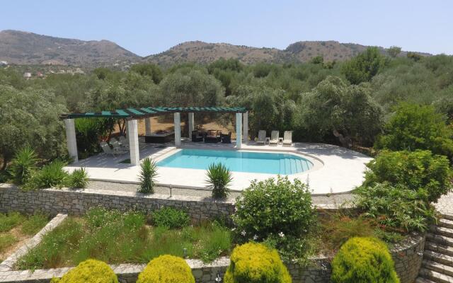 Villa Nynemia in Almyrida