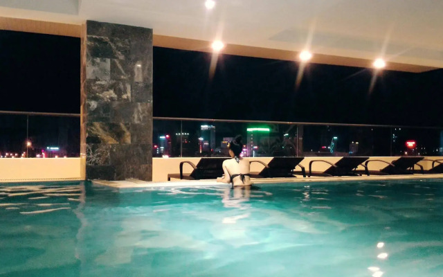 Sea Garden Hotel