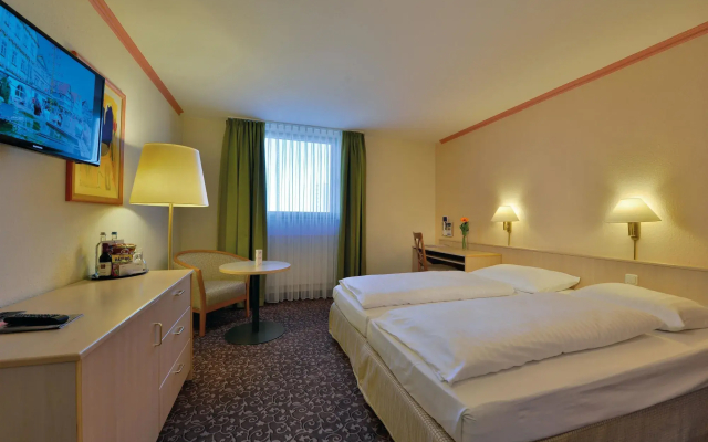 PLAZA INN Leonberg