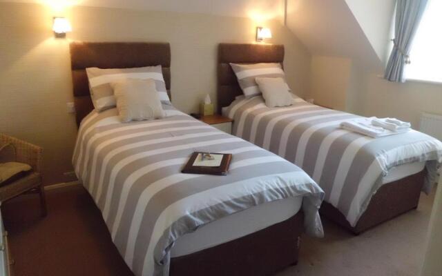 Fair Winds Guest House