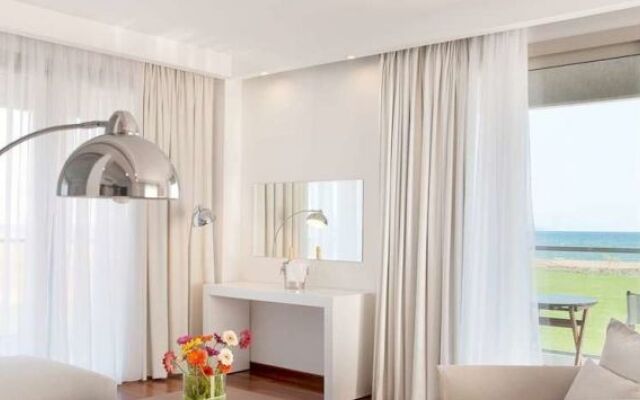 Buca Beach Resort