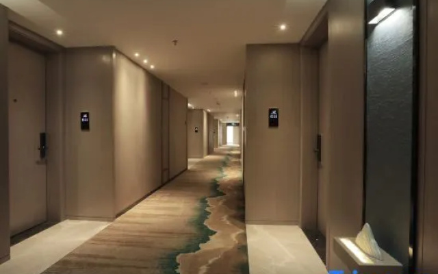 Yongfu County Golden Coast Royal Blessing Hotel