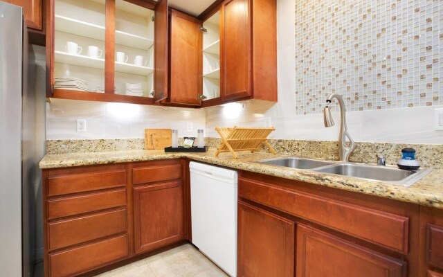 Scenic 4br/3.5ba in PB by Domio