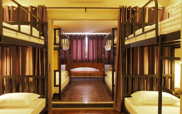 Eden Walking Street Hostel