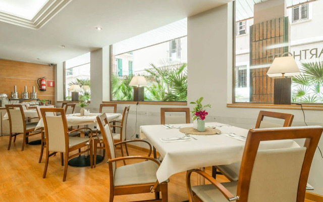 Aparthotel Mariano Cubi Barcelona