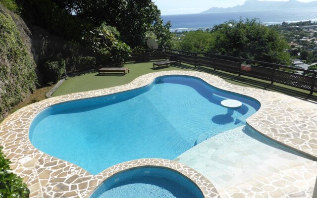 Sweet Home in Tahiti