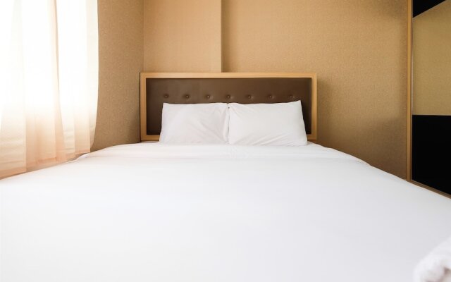 Homely 2 BR Bassura City Apartment By Travelio