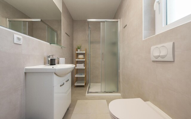 Amazing Apartment in Bibinje With Wifi