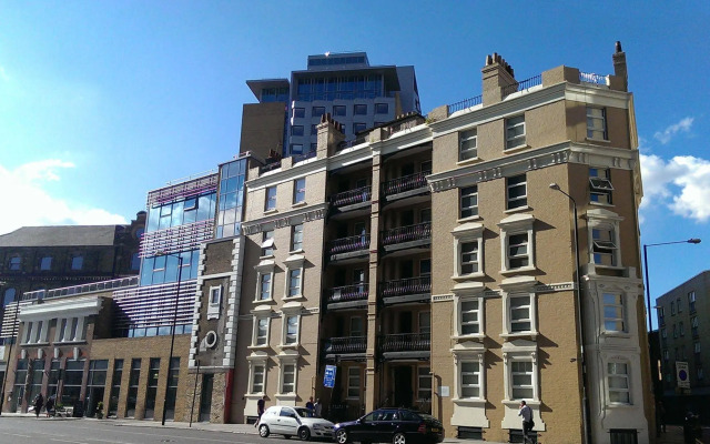 SHQ Apartments