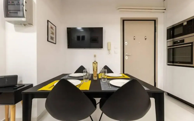 Backyard Modern House Nea Smyrni