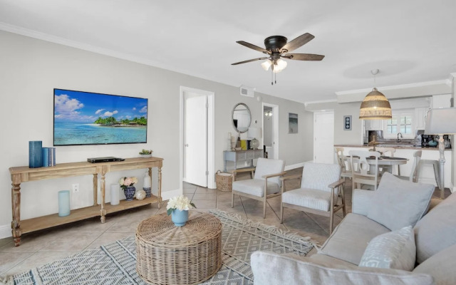 Seaside Beach & Racquet 5917