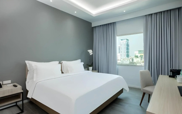 Sparks Life Jakarta, ARTOTEL Curated