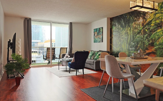 OneLuxStay in the Heart of Brickell