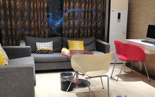 Jianshi Night Pearl Holiday Hotel (Traditional Chinese Medicine Hospital Branch)