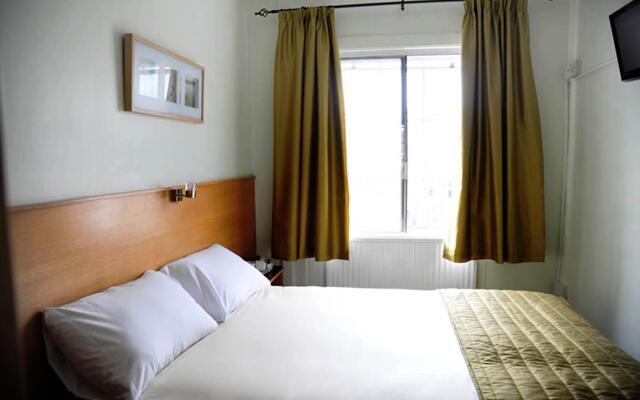 Arriva Hotel