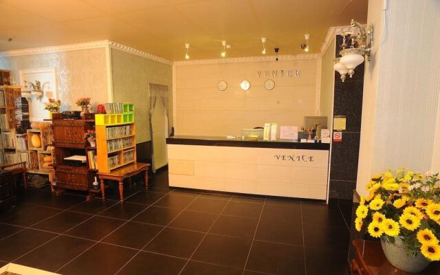 Venice House