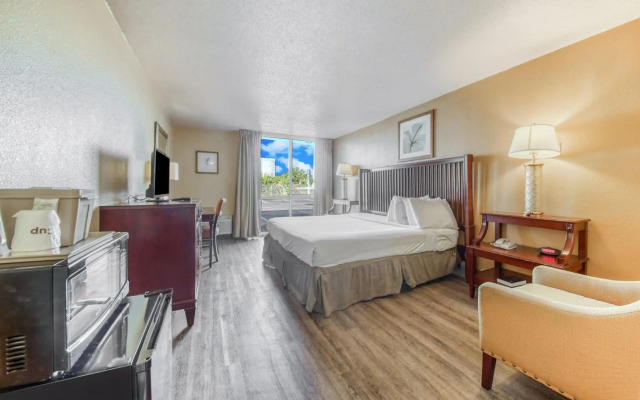 Floridian Express Hotel
