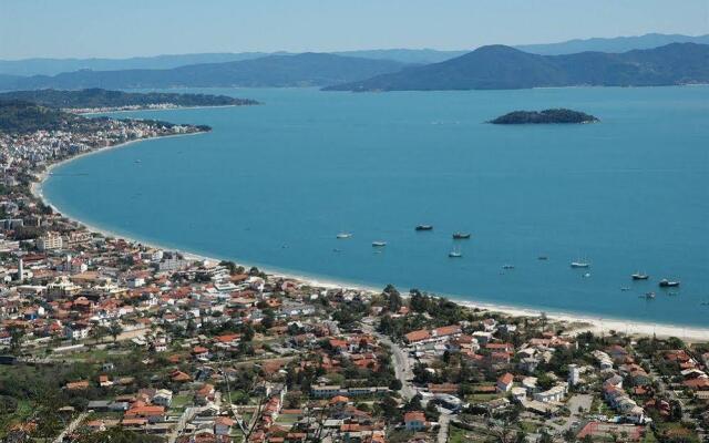 Praias Brancas Apart-Hotel