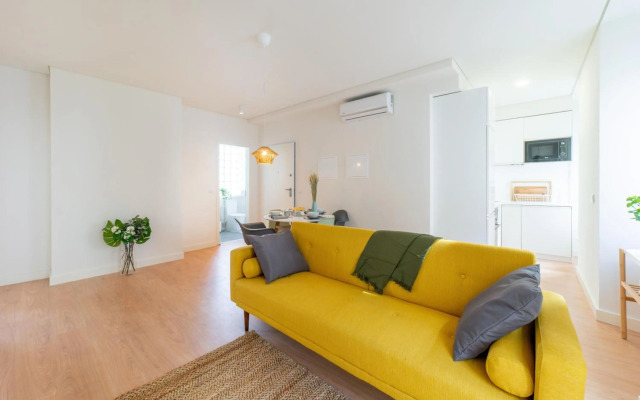 Monsanto Hill House – NO. 571 1A