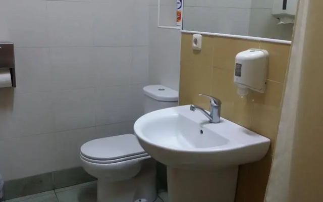 Envoy Hostel & Tours