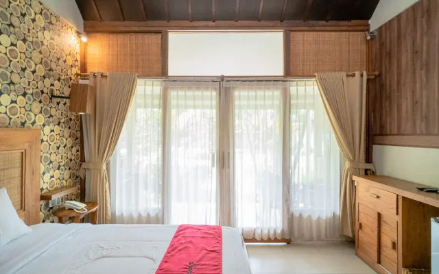 RedDoorz Plus @ Raya Senggigi Lombok