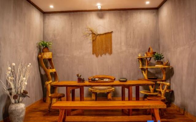 Yuexing Tinghuyuan Guesthouse
