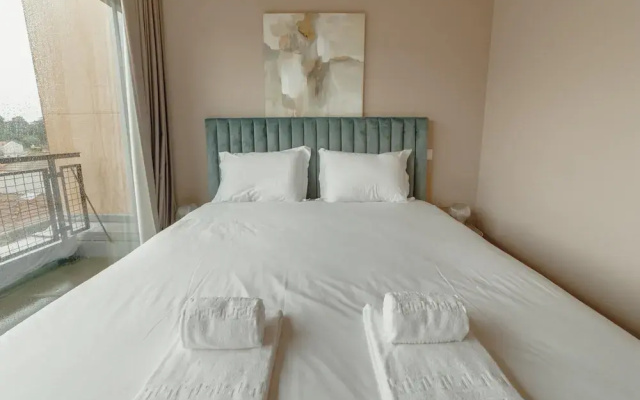 City Center Premium Apartment by Vacationy