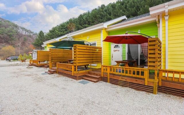 Pocheon Lemon Tree Pension