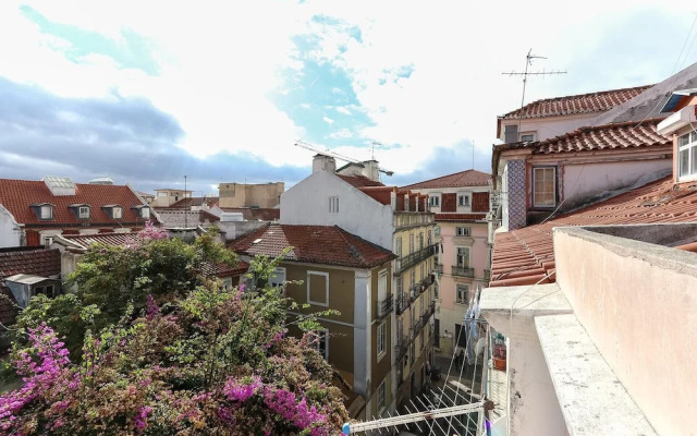 Bairro Alto Views by Homing