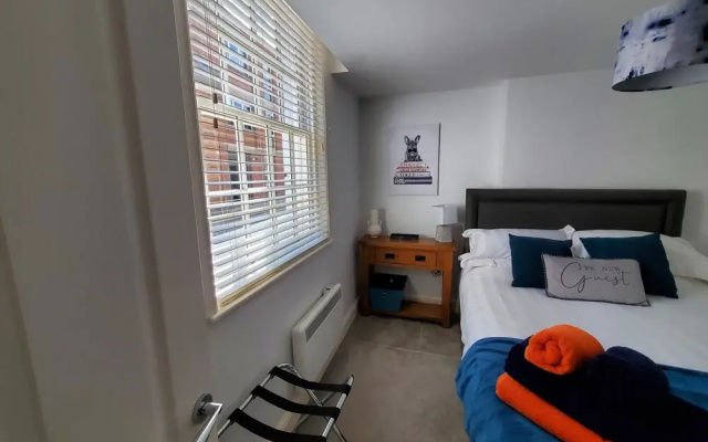 Ipswich Town Centre Apartment 5