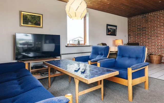 7 Person Holiday Home in Frostrup