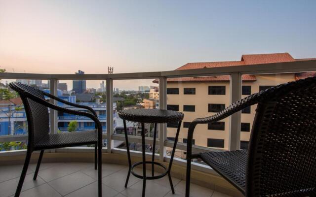 Nova Gold Hotel (SHA Extra Plus)
