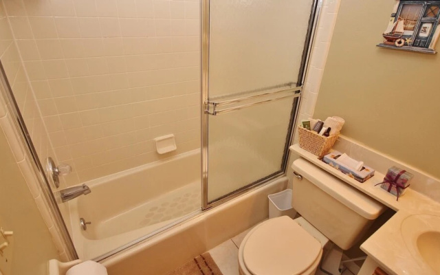 Sea Woods 270 Apartment 3