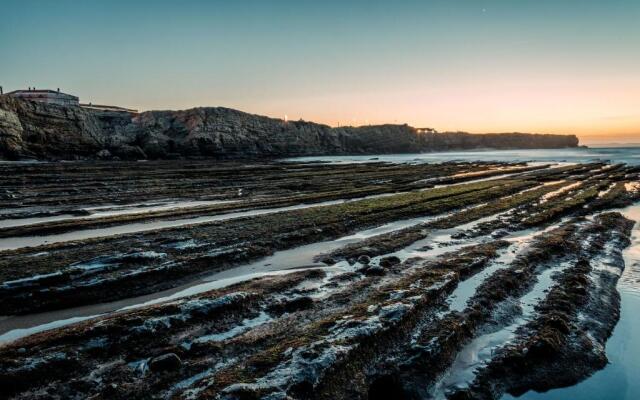 Peniche Beach House - Hostel