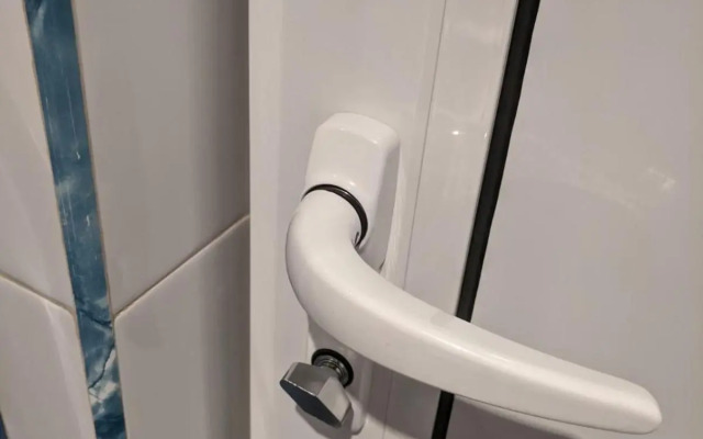 Midtown Place Apartment Loft таванска стая с баня DORIS 2