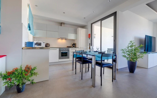 Perfect Location Idyllic 2BR Apartment
